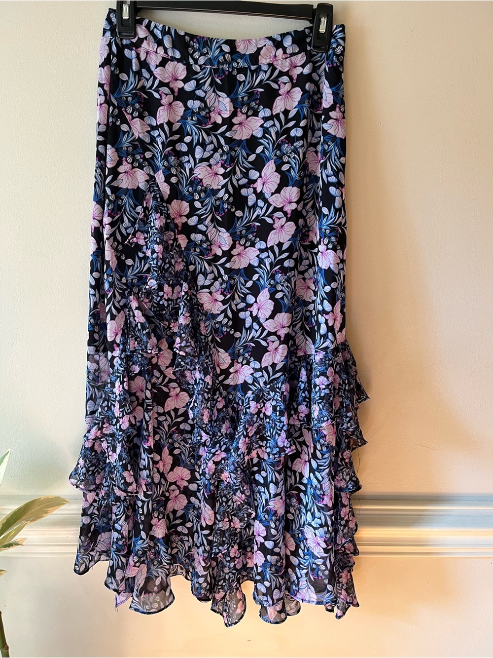 Vince Camuto Floral Maxi Skirt with ruffles size 2